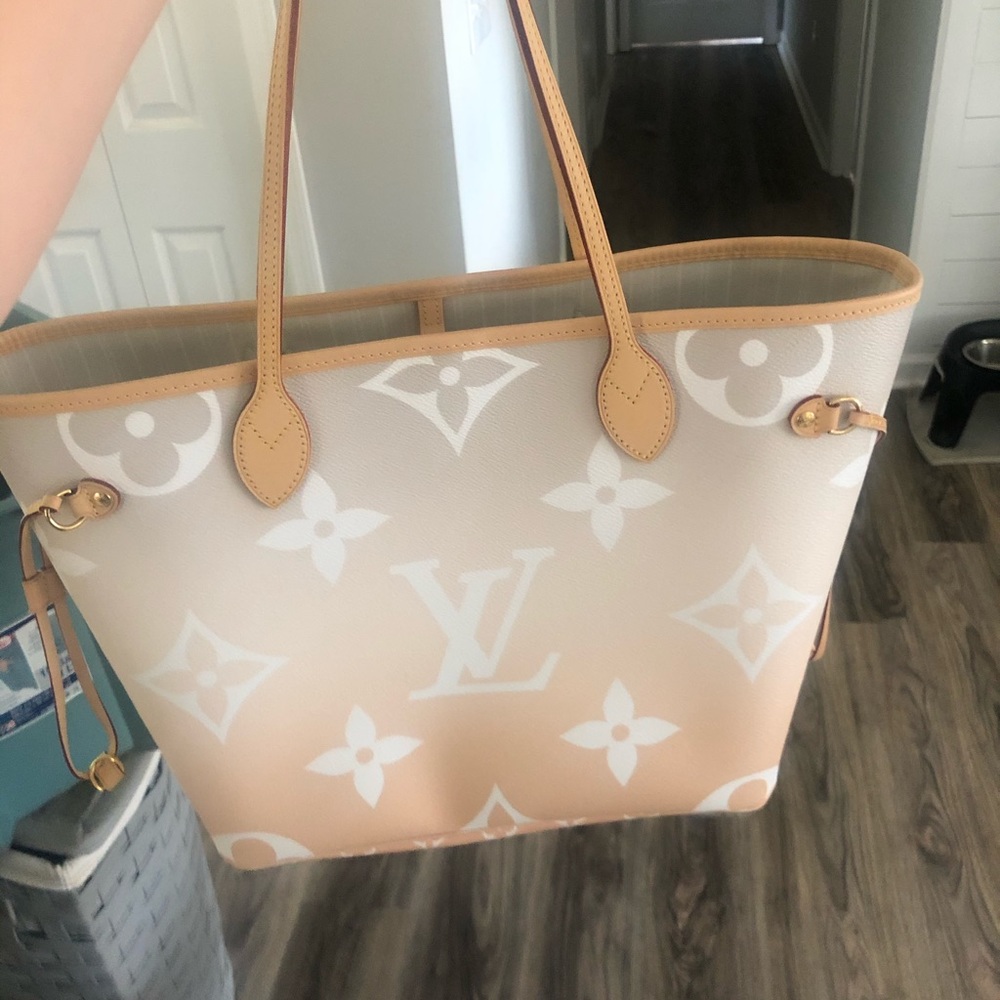 AUTHENTICATED Limited Edition By the Pool Neverfull MM Brume.